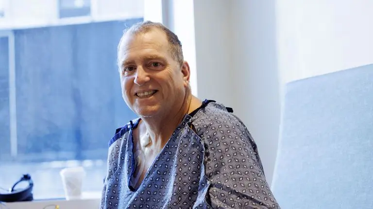 A Pig Kidney Kept a Man Off Dialysis for 271 Days